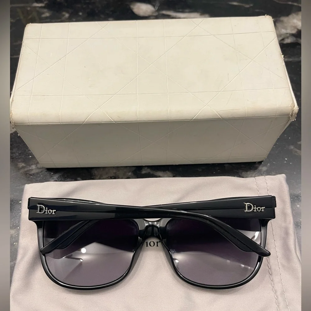 Dior Sauvage 2 Sunglasses - Picture 5 of 8